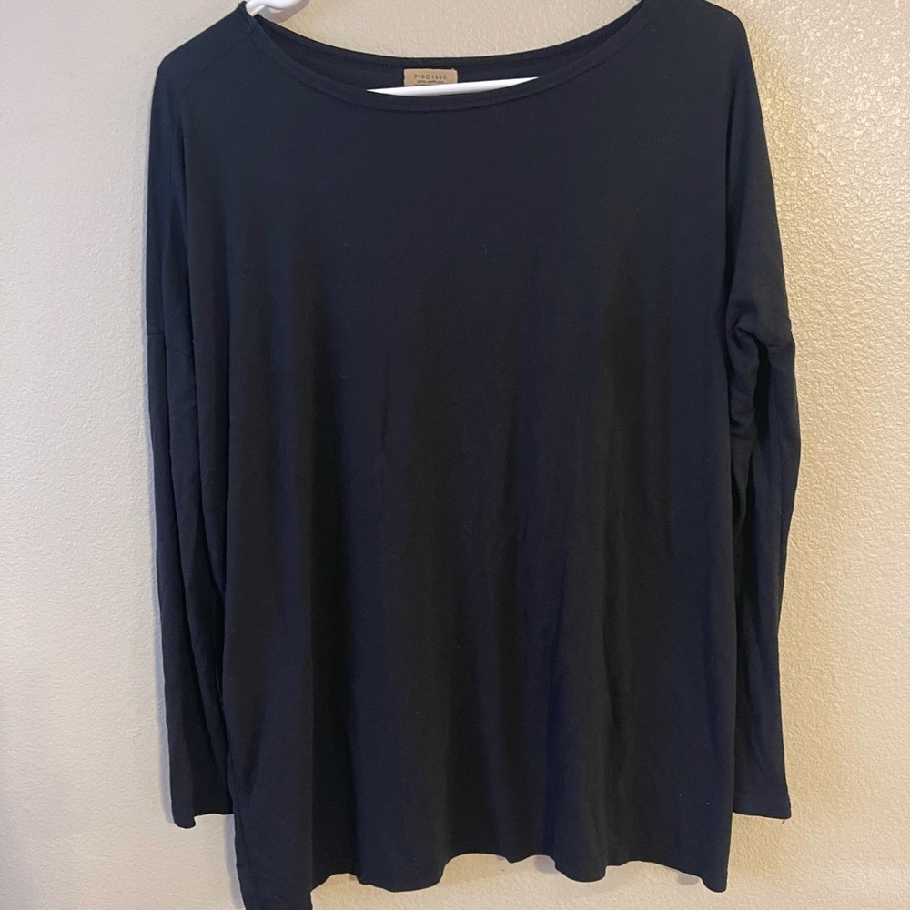Black Long Sleeve Piko
